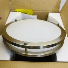 MAXIM LINEAR LED FLUSH MOUNT  55543WTSN