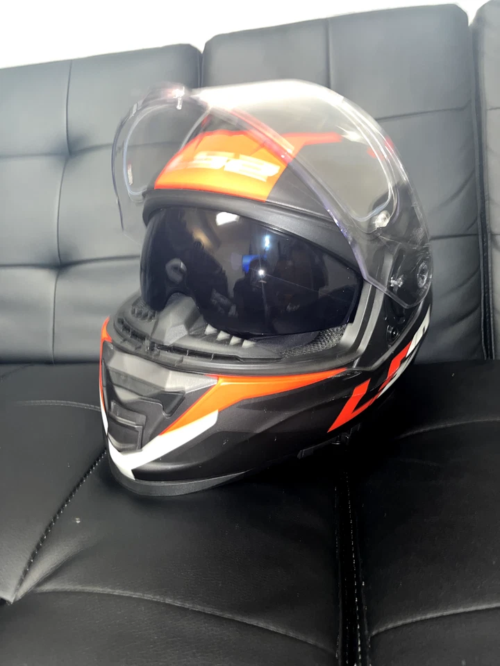 Casco de motocicleta de calle de cara completa de asalto LS2 2024 - Elige talla y color Foto 3 de 4