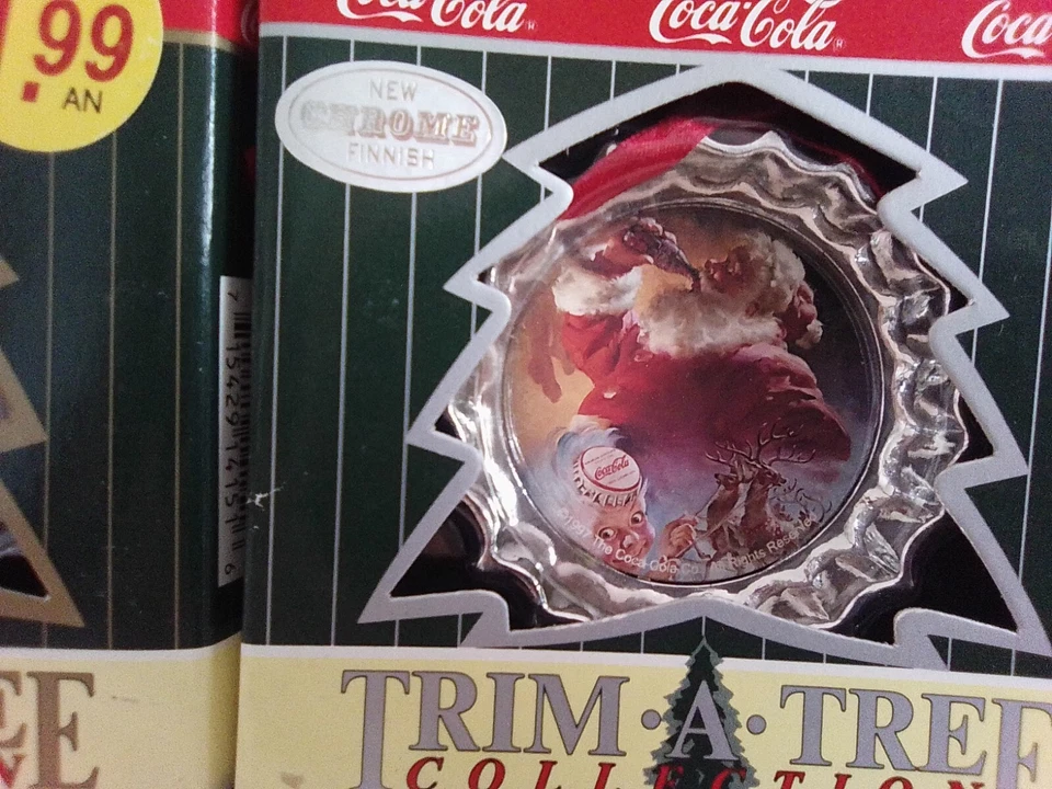 LOT OF 4 VTG COCA COLA ORNAMENTS BOTTLE CAPS TRIM A TREE COLLECTION B19 - Image 3 of 4