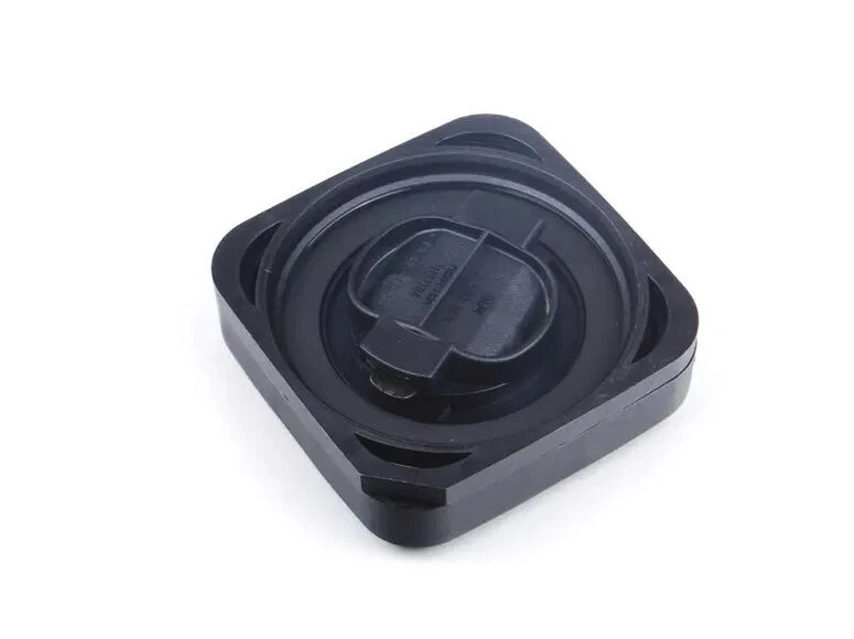 Tapa de llenado de aceite de motor original BMW E46 E60 E63 E65 E87 E90 E91 Z4 E85 E86 X3 E83 Foto 3 de 3