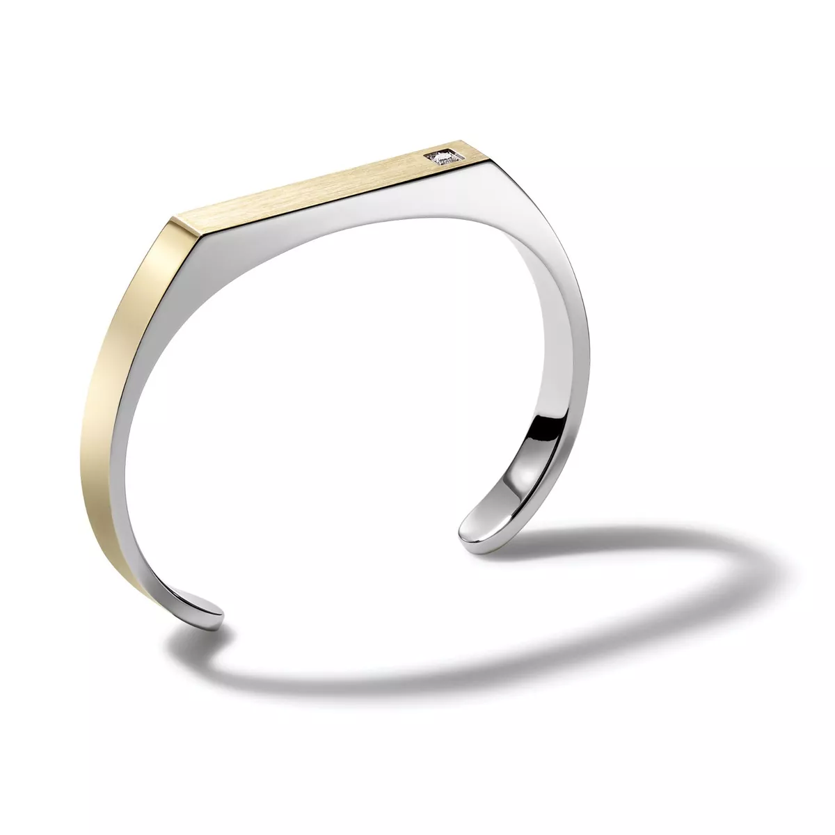 Bulova Mens Classic Diamond Accent Gold Open Cuff Bracelet 7.5