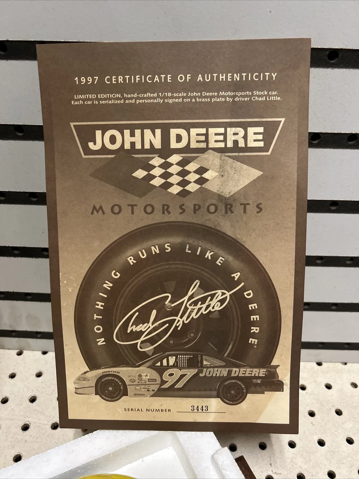 John Deere Chad Little #97 NASCAR Stock Car Auténtico Die Cast Réplica Foto 2 de 3