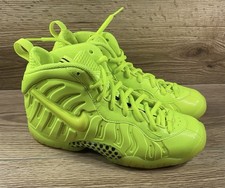 Size 4 GS - Nike Little Posite One Mid Volt