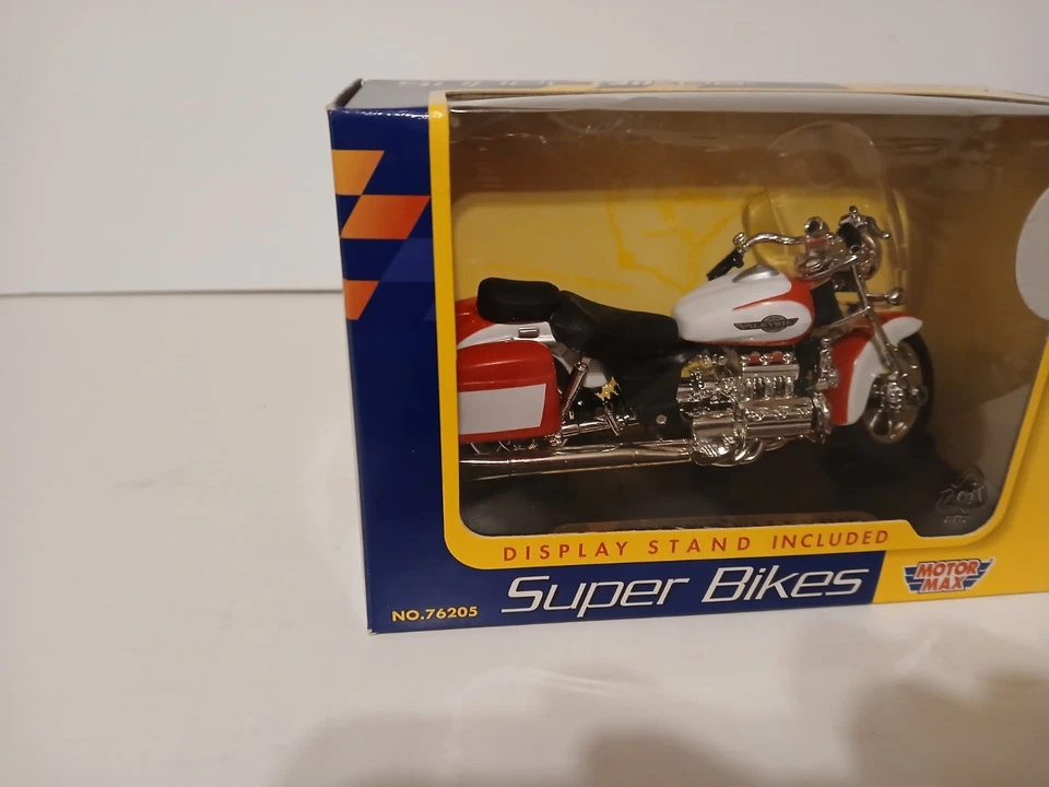 Motor Max Honda Valkyrie Super Bikes Motorcycle 1:18 Scale Diecast Road & Track - Image 3 of 4