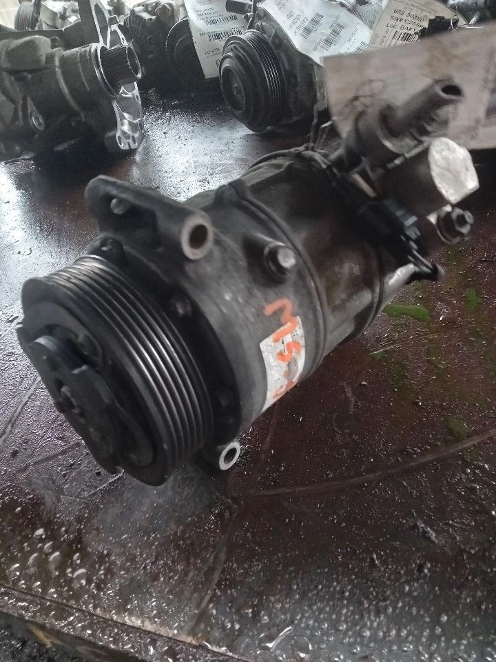 AC Compressor ID C2D38105 Fits 10-15 XJ 368920 - Image 2 of 4