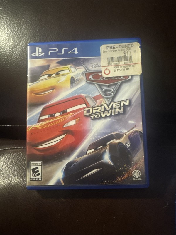 CARS 3 DRIVEN TO WIN - PLAYSTATION 4 PS4 Disney Pixar