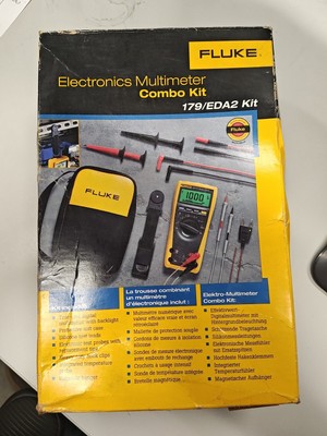 Fluke 179EDA2 Handheld Digital Multimeter Kit
