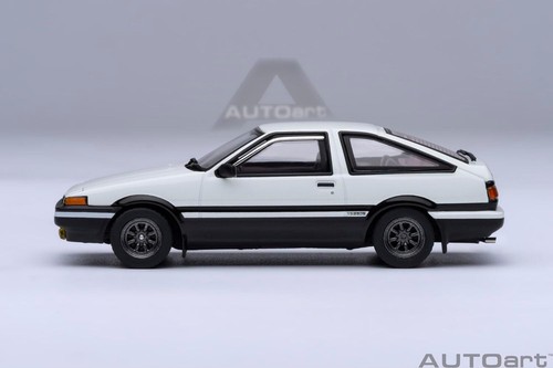 AUTOart 20031 1/64 Toyota Sprinter Toreno (AE86) Initial D - Picture 11 of 18