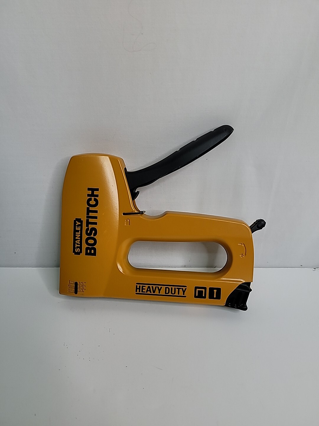 Stanley Bostitch BT160HL Heavy Duty Stapler  Brad Nailer 201