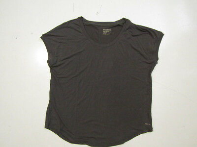 soft everyday tee