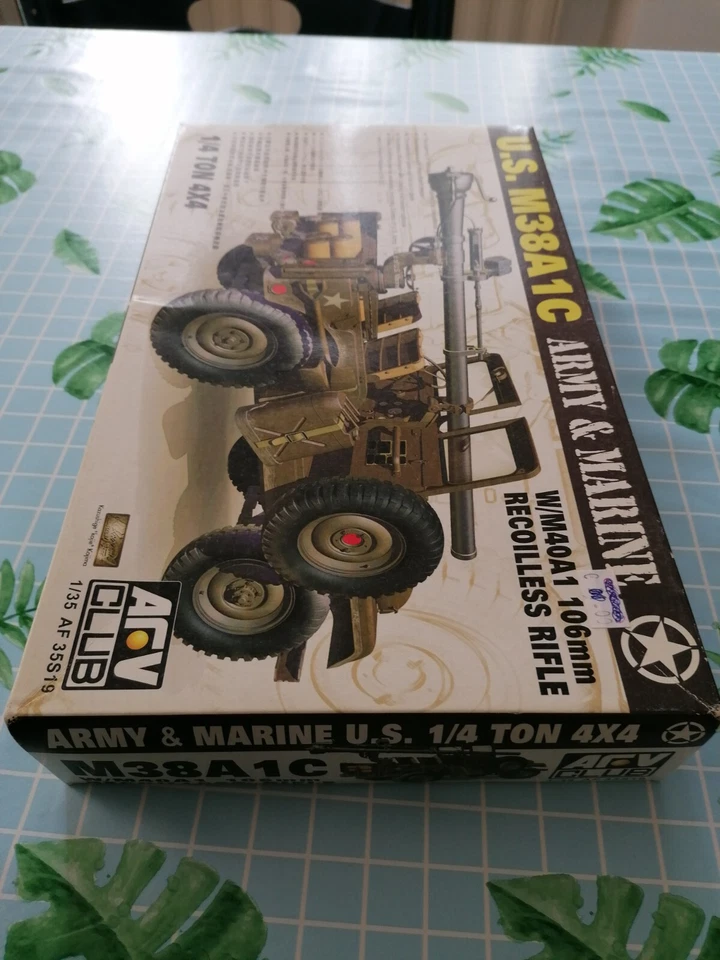 AFV US M38A1C W/M40A1 106mm RECOILESS RIFLE 1/35 AF 35S19 - Immagine 2 di 4