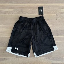 Boys Black Under Armour Camouflage Logo Shorts Size Medium NWT
