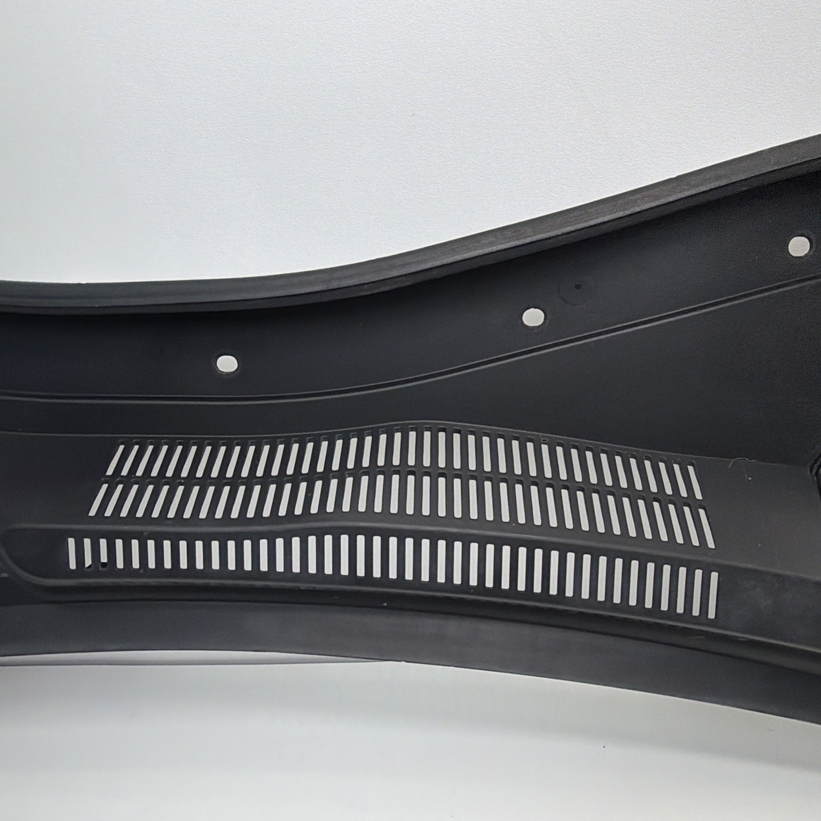 🟢2014-2021 MASERATI QUATTROPORTE FRONT WINDSHIELD WIPER COWL VENT COVER PANEL🟢