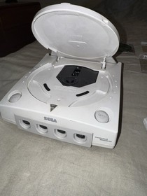 Mint* SEGA Dreamcast Bundle, 4 Controllers, Accessories! And Games! Tested!