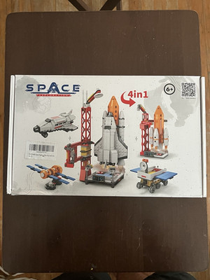 Three Forms B Space Exploration 4-in-1 Interlocking Blocks Set ABS Boxed