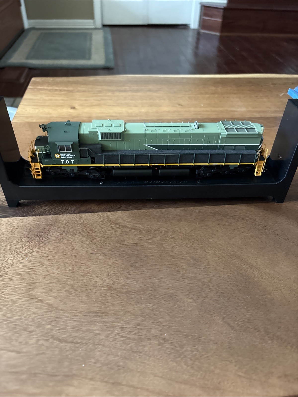 Bowser 24861 HO Scale British Columbia Railway Alco Century M630 Locomotive #707