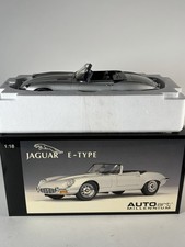 AUTOart Millennium 1/18 Jaguar E-Type Silver