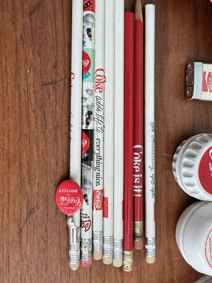 批量 可口可乐 纪念品 铅笔 统治者 帽子 打火机 Yo-Yo 复古 可口可乐手表 — 第 3/4 张图片
