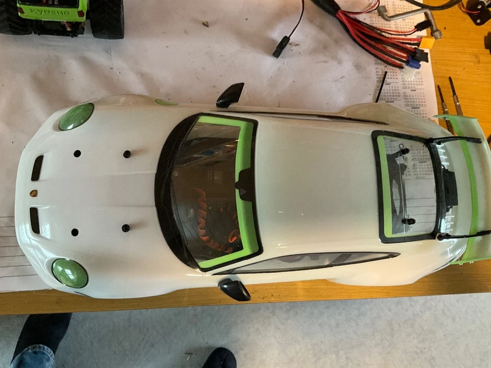 Porsche 911 GT3 / 1:10  Neu nicht gefahren. Mit Motor und Fahrtregler. - Bild 2 von 4