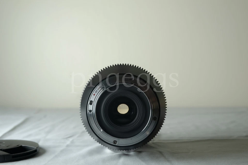 完好 Sirui 35 毫米 T2.9 1.6x 全画幅变形镜头(佳能 RF)带盒 #41857 — 第 3/4 张图片