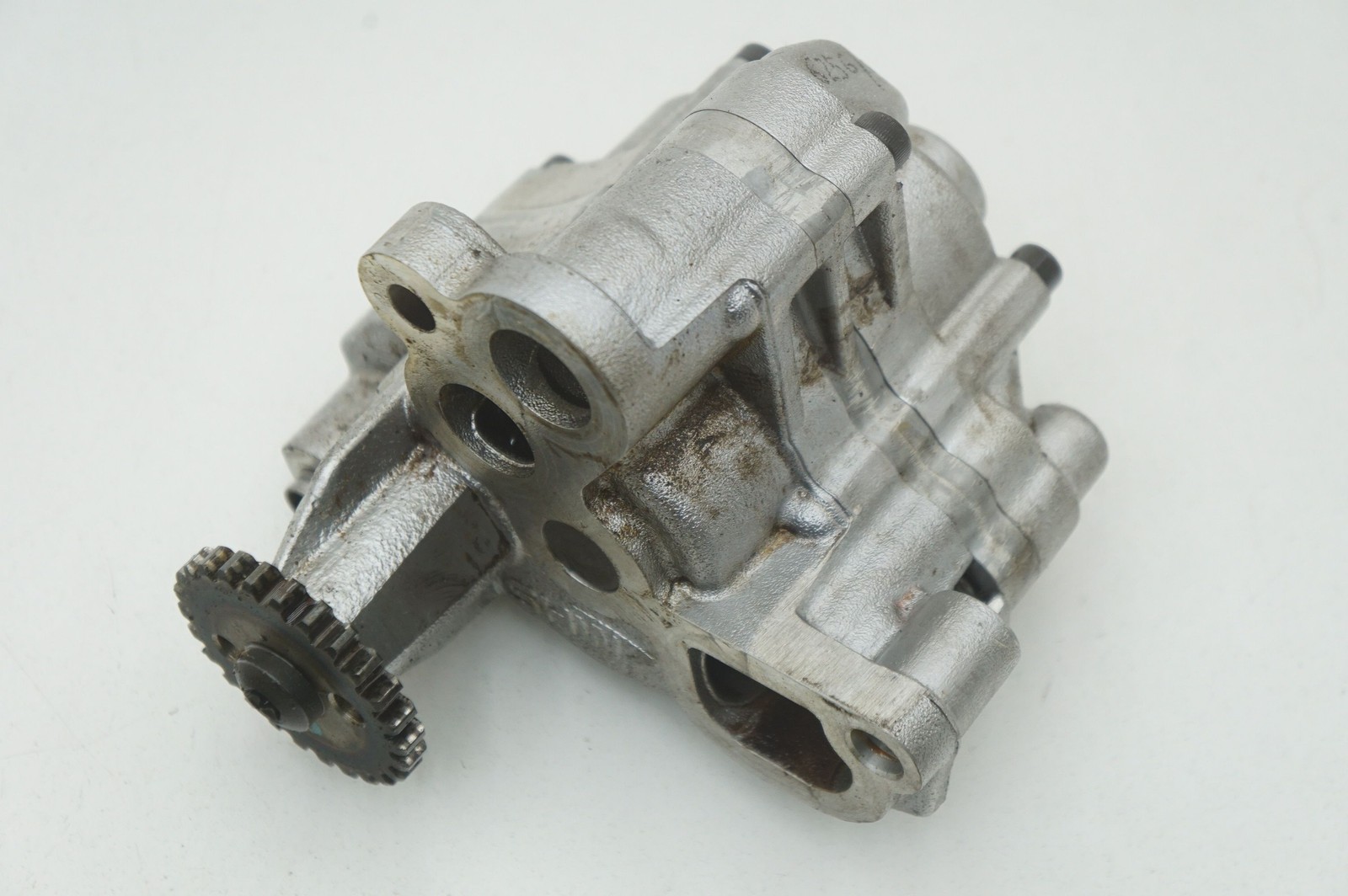 4.3l V8 Engine Dry Oil Scavenge Pump OEM 6G33-6600-BB Aston Martin V8 Vantage 07