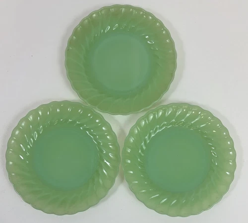 3 Vintage Anchor Hocking Fire King Jadeite Shell Swirl Salad Plates 7 1/4 Inch