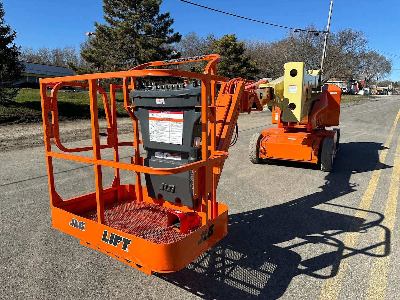2015 JLG E400AJP ELECTRIC ARTICULATING BOOM LIFT WITH ROTATING JIB JLG