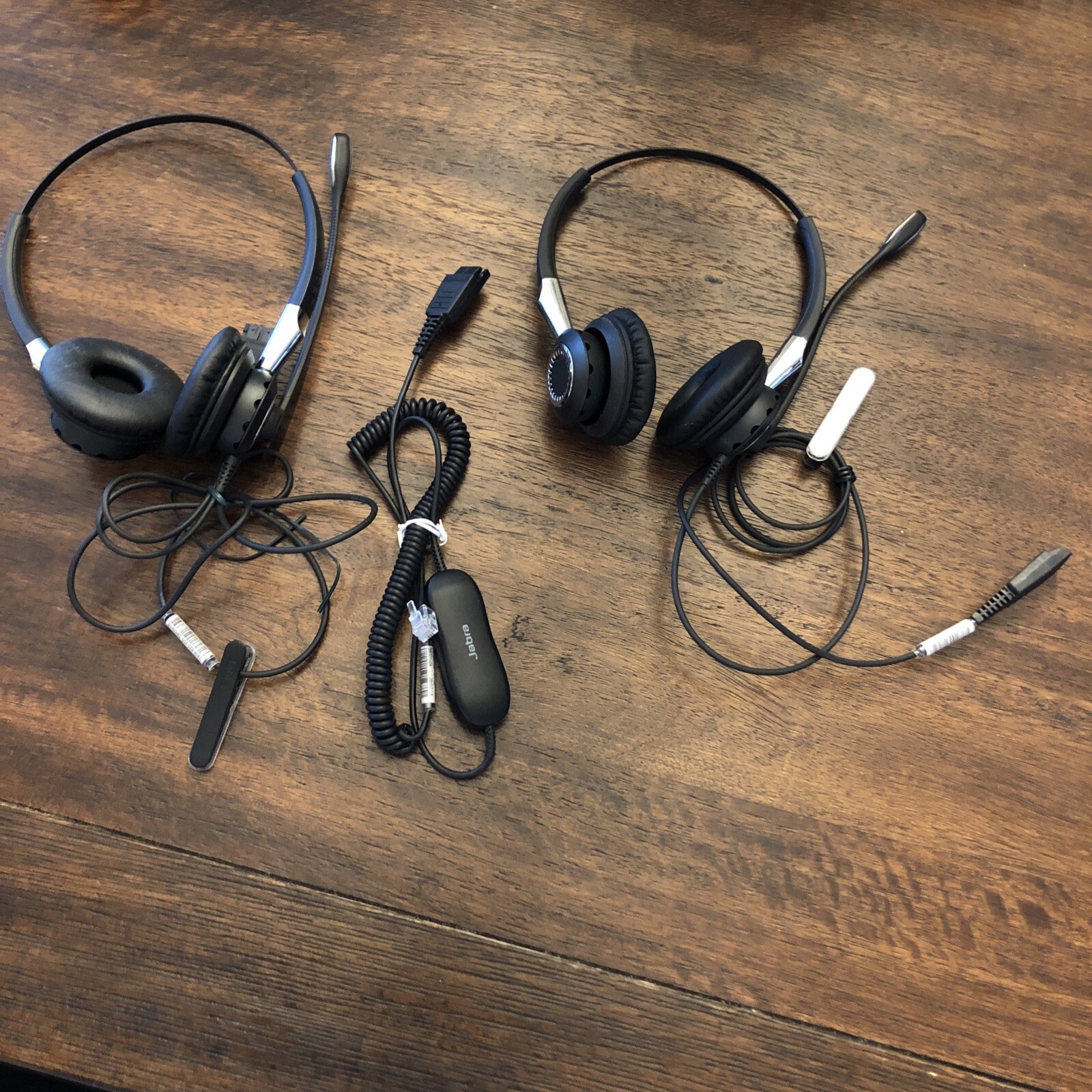 GN Jabra GN1216 With 2 Headsets. Only 1 Extension Cord eBay