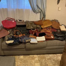 Huge Lot Of Vintage Purses, Hand Bags, Change Purse, All Types 32 Total