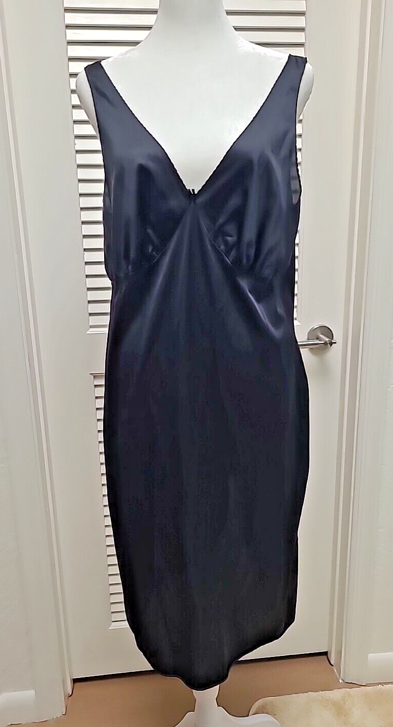 Vintage Vanity Fair Midi Long Slip Dress Black USA Tricot Nylon 38 Pinup 60s 70s