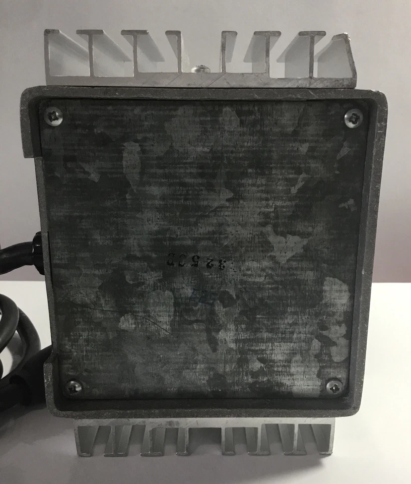 Vintage Lutron MK-10 Motor Speed Control, 10A, 120V, 60Hz w/Box & Instructions - Image 3 of 4