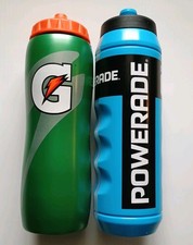 Gatorade Contour  Powerade Clutch 32 Oz Squeeze Sport Water Bottle - 2 Pack New