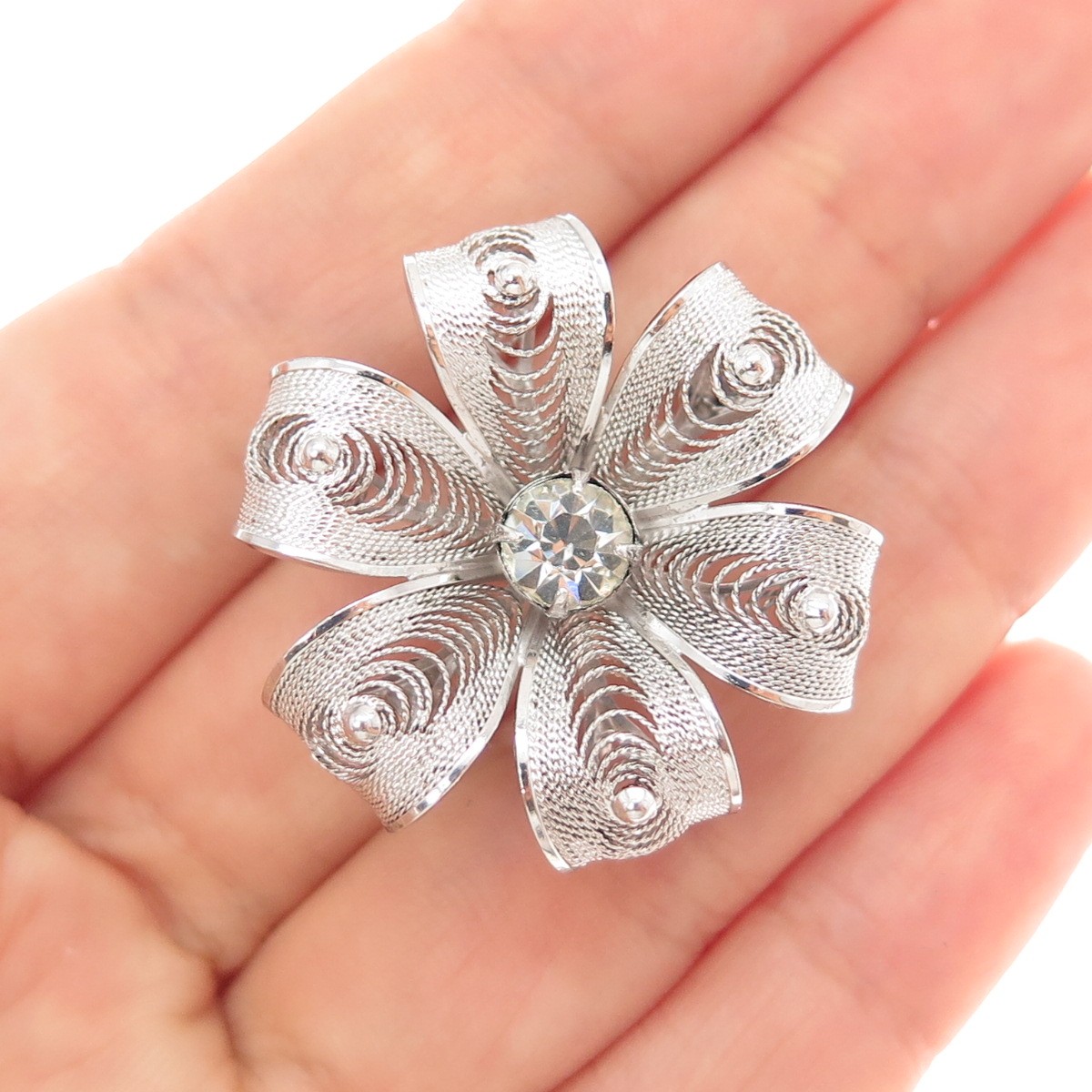 Desgn ouvert strass blanc ton argent rond fleur floral mleu du