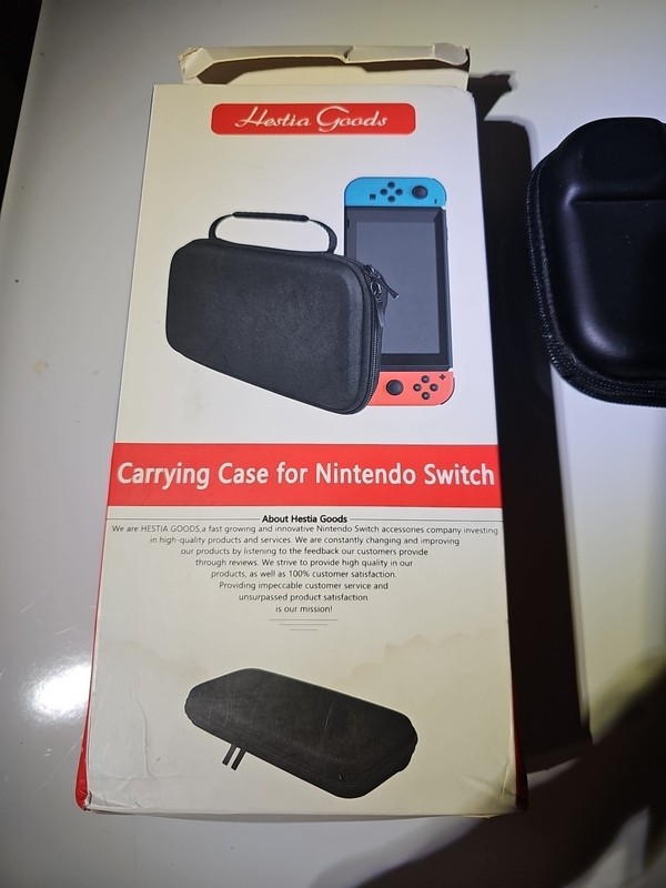 Nintendo Switch Hestia Goods Carrying Case New in Box!