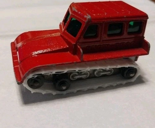 Bright Shiny Red! Lesney Matchbox Series No 35 Snow Trac Diecast Snow Vehicle💥