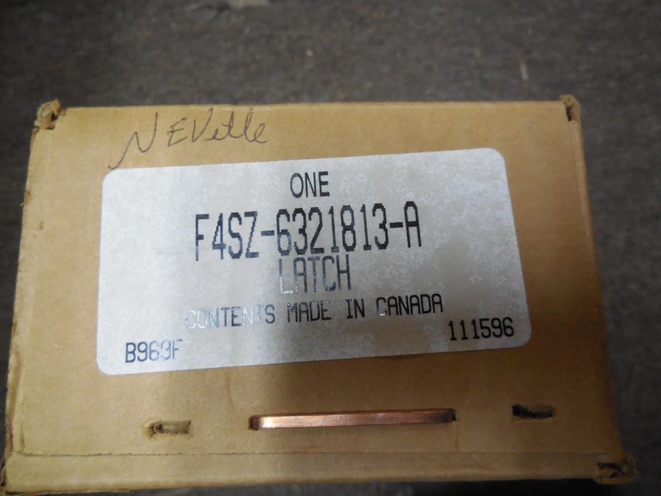 Trava de porta NOS 1994-1997 Ford Thunderbird Mercury Cougar Asy LH F4SZ-6321813-A - Imagem 2 de 3