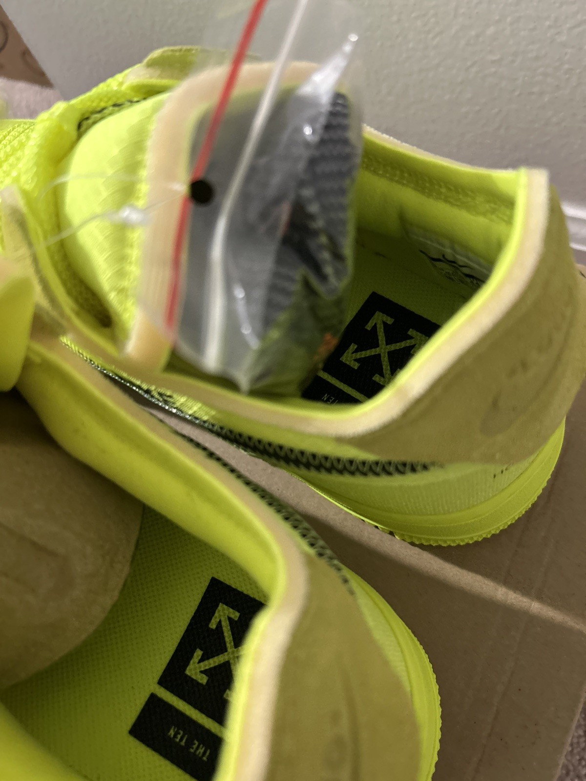 Brand new Nike Air Force 1 Low Off-white Volt black men’s size 10 authentic snkr thumbnail 6