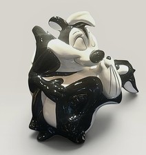 Vtg 1996 Pepe Le Pew & Penelope Kiss Cookie Jar Loony Toons Warner Brothers VGC