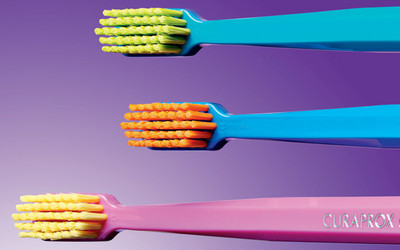 CURAPROX SUPER WEICH 3960 ZAHNBÜRSTEN FÜR EMPFINDLICHES ZAUGUMMI (3ER-PACK)