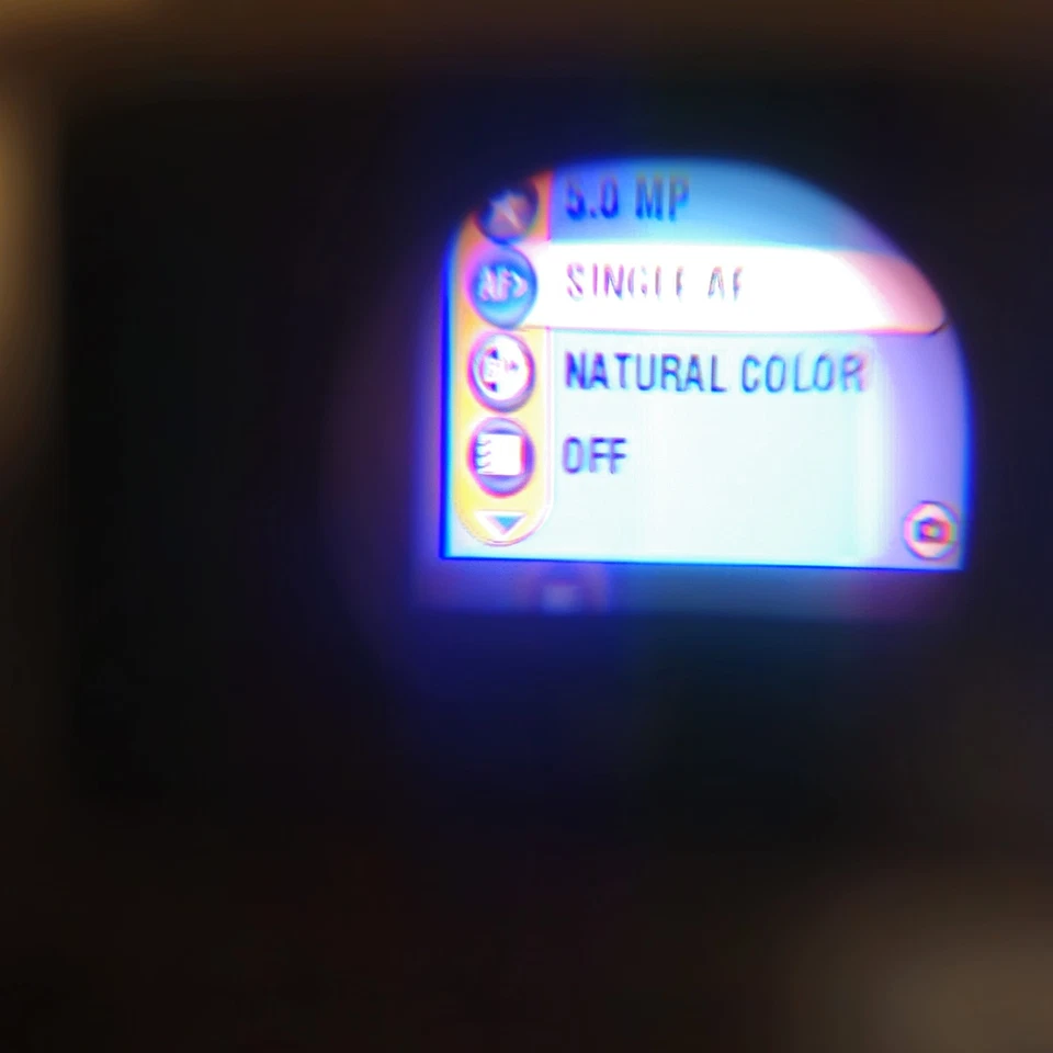 Kodak EasyShare Z740 5.0MP 10x Zoom Silver Digital Camera Working Vgc  - Image 3 of 4