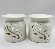 Set of 2 White Ceramic Essential Oil or Tart Fragrance Burner Ornament Diffuser