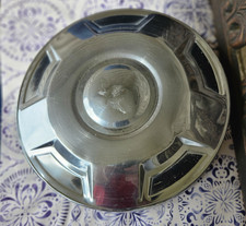 1 1978-1991 Ford F250 Oem Truck Van 12 Dog Dish Hubcap 4 Rear 1 1978-1991 Ford F250 Oem Truck Van 12 Dog Dish Hubcap 4 Rear