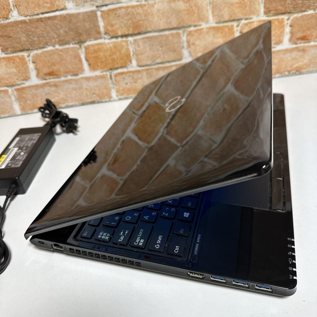 Fujitsu Laptop 8Gb Ram Ssd Blu-Ray Drive Office 2024