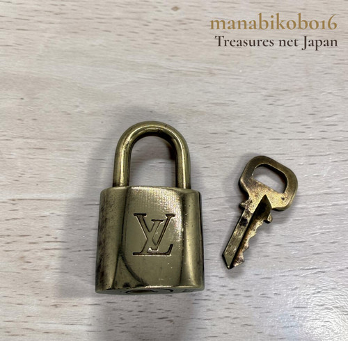 LOUIS VUITTON PadLock Lock Key Brass Gold Authentic Number random Japan USED