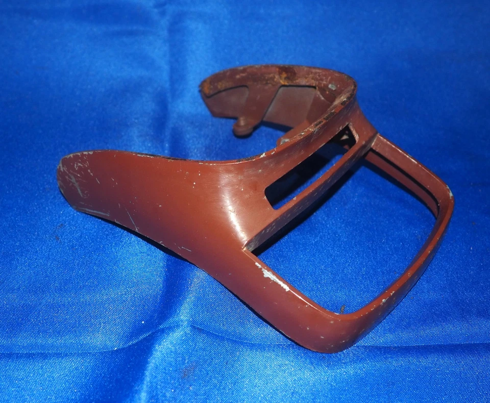 1953 Cadillac Series 62 painel medidor cluster odômetro acabamento surround moldura fabricante de equipamento original - Imagem 4 de 4