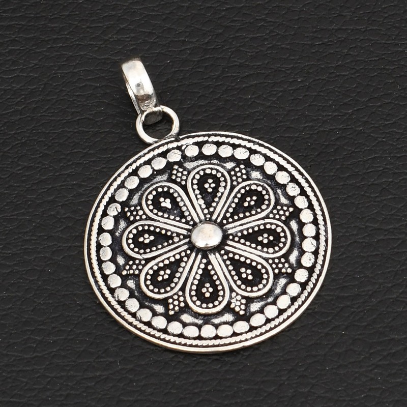 Vintage Ethnic Handmade Pendant Jewelry Gift For Anniversary 1.68" AP-36910