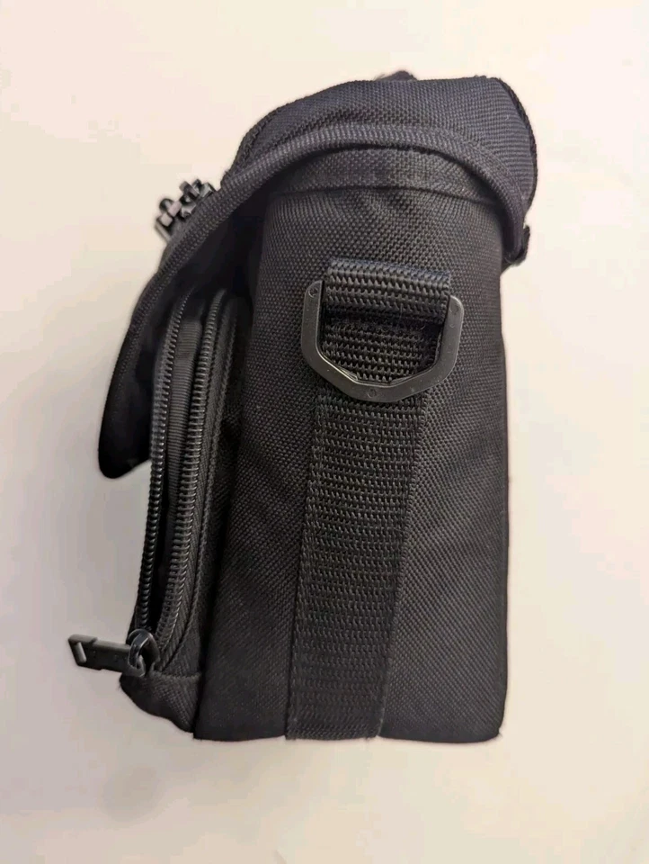 Tamrac Tek Digital Camera Bag Lightweight Padded Belt Loop Zippers No Strap  - Image 3 of 4