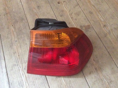 BMW E46 3er Original Rückleuchte Rücklicht Limousine rechts BMW 8364922
