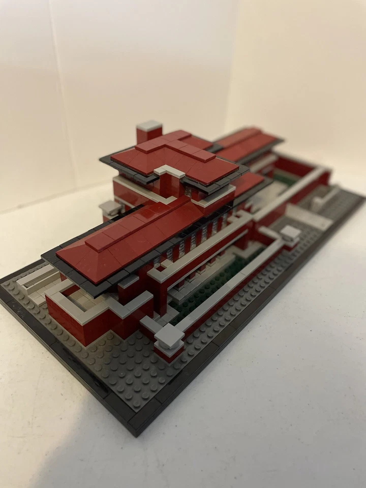 LEGO ARCHITECTURE Robie House 21010 No box FREE SHIPPING - Image 3 of 4