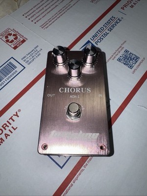 Tomsline Guitar Effects Pedal Premium Analogue Chorus Pedal ACH-1
